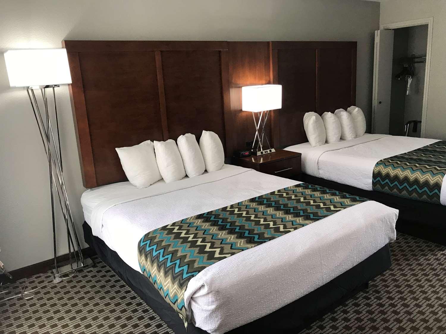 Best Western Near Lackland Afb Seaworld San Antonio Exterior photo