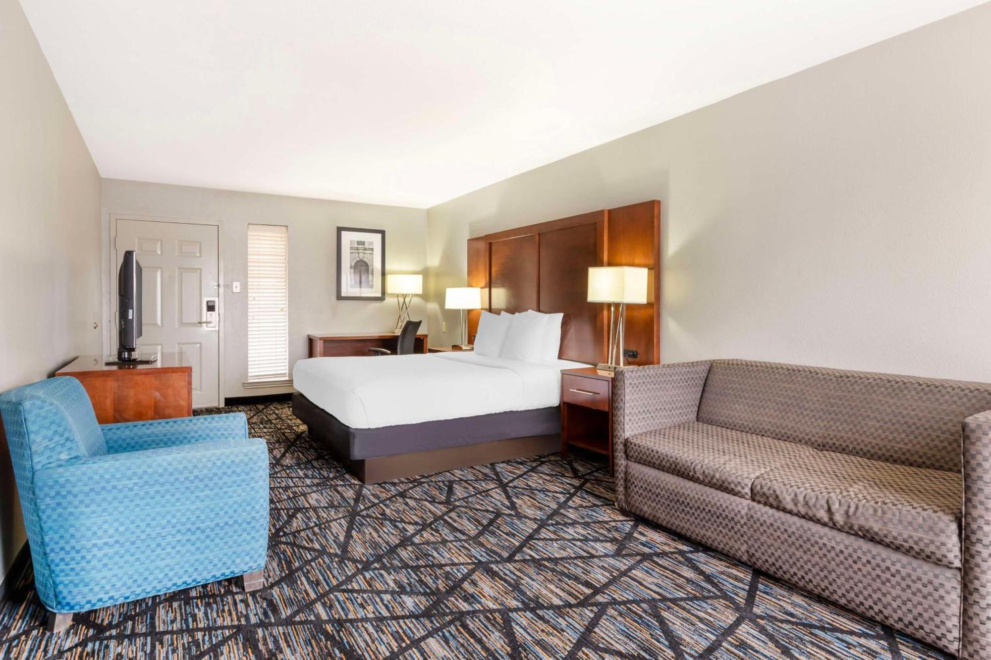 Best Western Near Lackland Afb Seaworld San Antonio Exterior photo