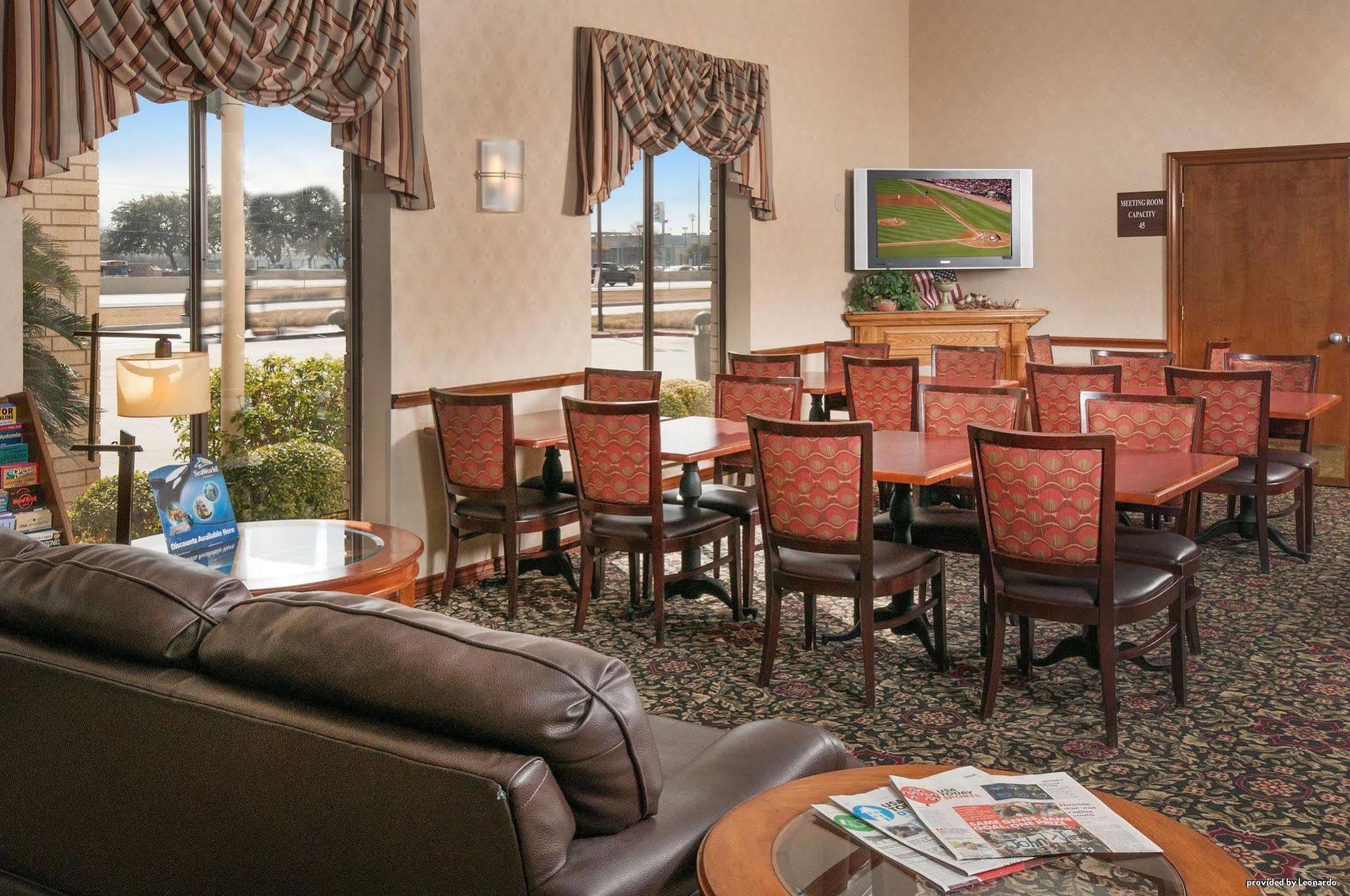 Best Western Near Lackland Afb Seaworld San Antonio Restaurant photo