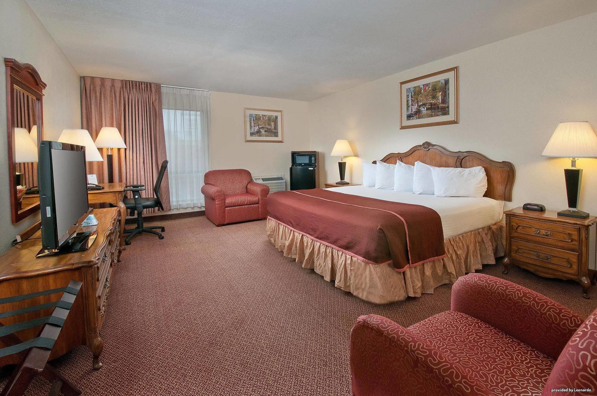 Best Western Near Lackland Afb Seaworld San Antonio Exterior photo